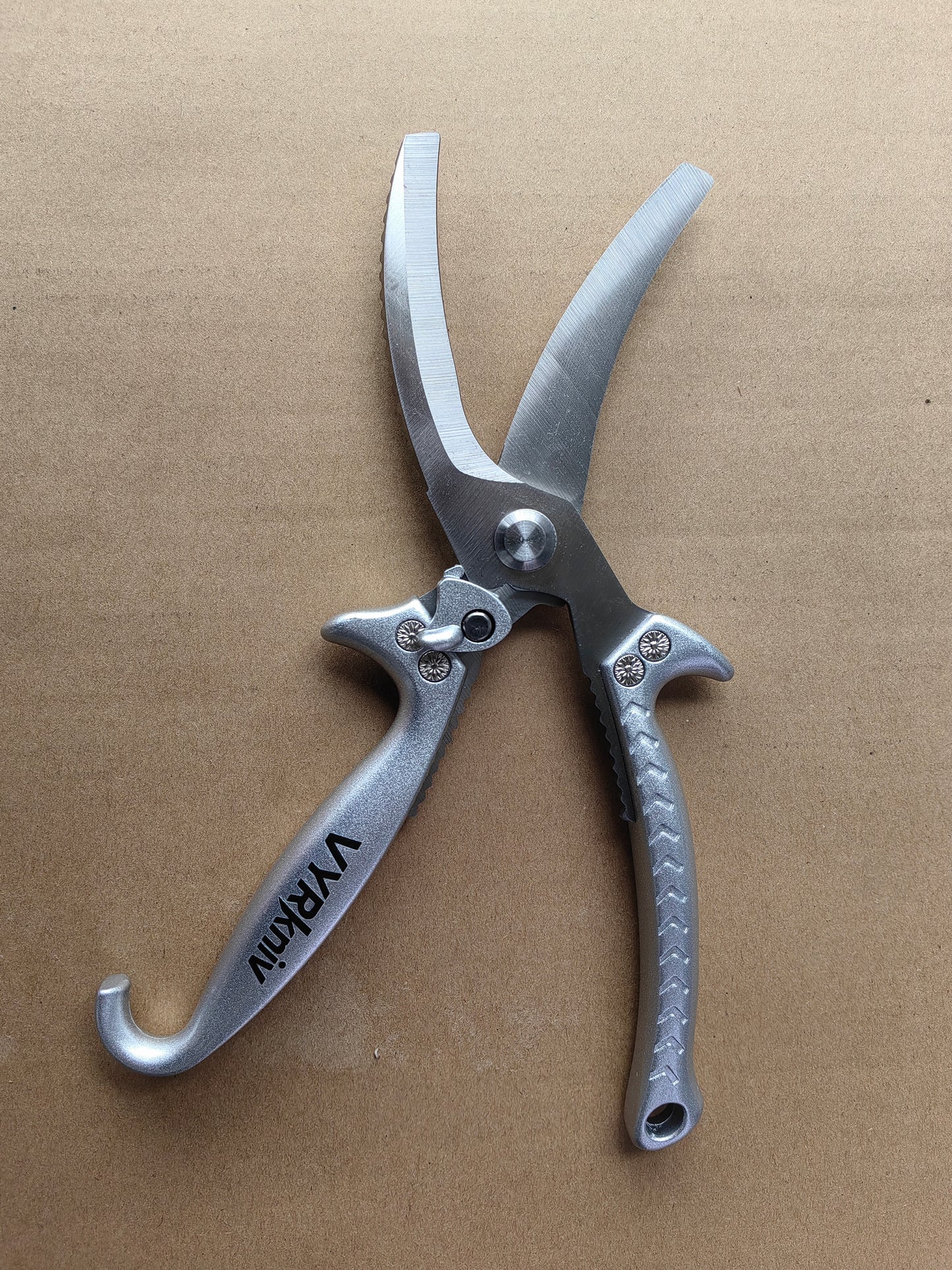 VYRkniv Outdoors Scissors